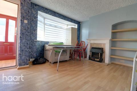 3 bedroom terraced house for sale, Marston Avenue, Dagenham