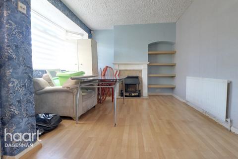 3 bedroom terraced house for sale, Marston Avenue, Dagenham