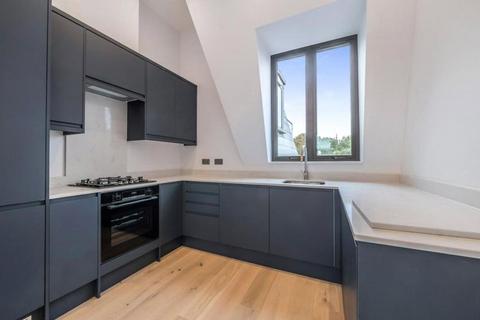 House to rent, Earlsfield Road, London, SW18