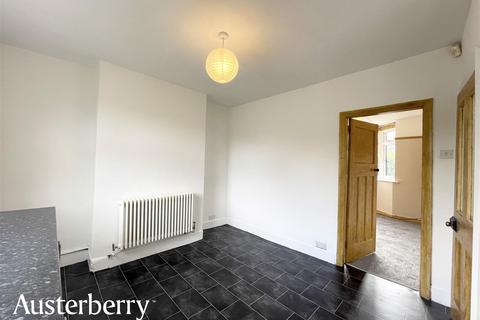 2 bedroom semi-detached house to rent, Hollings Street, Stoke-On-Trent ST4