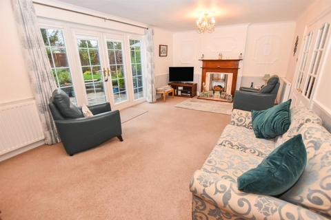 3 bedroom detached bungalow for sale, King Edwards Road, South Woodham Ferrers
