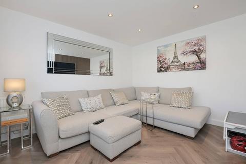 3 bedroom semi-detached house for sale, 6 Rosehill Cusp, Wallyford, Musselburgh, EH21 8FH