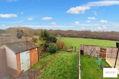 undefined, Lower Swaines, Epping