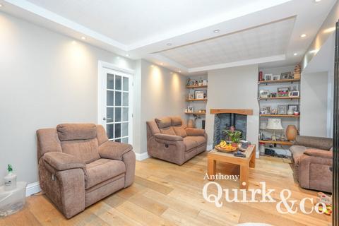2 bedroom detached bungalow for sale, Abensburg Road, Canvey Island, SS8