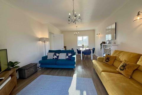 4 bedroom detached house for sale, Valley Walk, Felixstowe, IP11