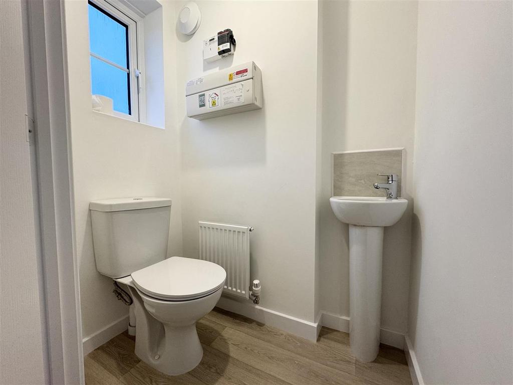 Downstairs wc