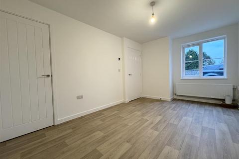 undefined, Cliffe Hill View, Skelmanthorpe, HD8 9ZD