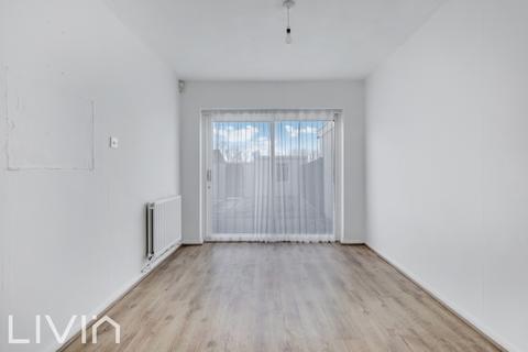 3 bedroom house for sale, North Walk, Field Way, Croydon, Croydon CR0