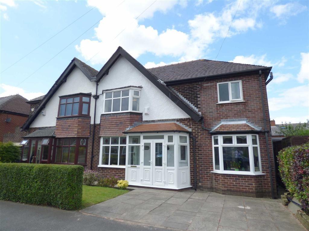 Loughrigg Avenue, Royton, Oldham 3 bed semidetached house £199,950