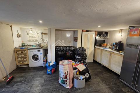 2 bedroom terraced house for sale, Garden Terrace, Dewsbury