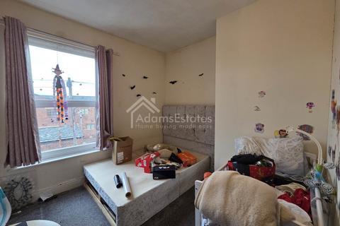 2 bedroom terraced house for sale, Garden Terrace, Dewsbury