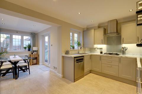 undefined, Orchard Grove, Caversham