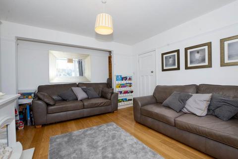 4 bedroom semi-detached house for sale, Bushey Mill Lane, Watford