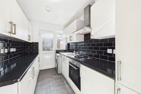 undefined, Nash Close, Farnborough, Hampshire, GU14