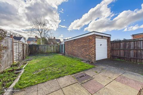 undefined, Nash Close, Farnborough, Hampshire, GU14
