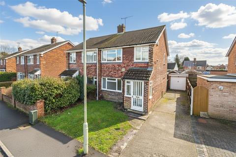Nash Close, Farnborough, Hampshire, GU14
