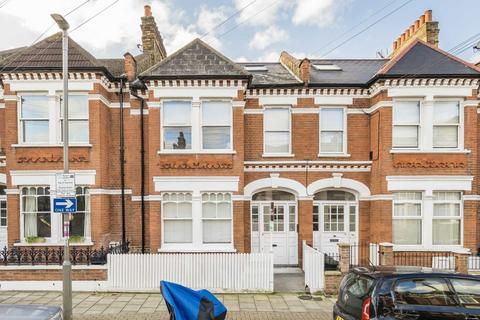 3 bedroom flat for sale, Stapleton Road, London SW17