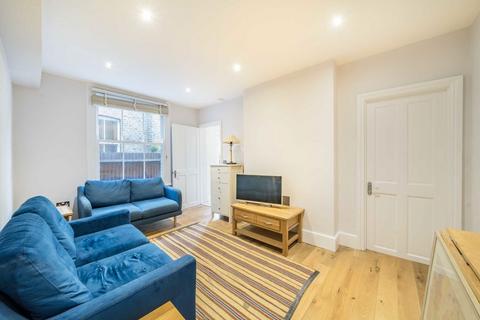 3 bedroom flat for sale, Stapleton Road, London SW17