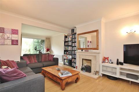 undefined, Connaught Road, Woking GU24
