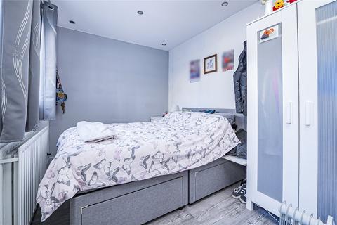 4 bedroom terraced house for sale, Dowdeswell Close, London, SW15