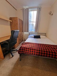 6 bedroom terraced house to rent, St Georges Terrace, Brighton BN2