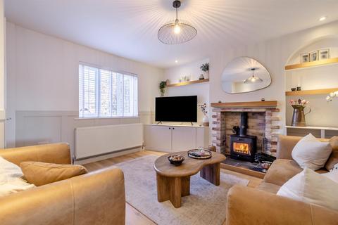 2 bedroom semi-detached house for sale, Gallants Lane, East Farleigh, Maidstone