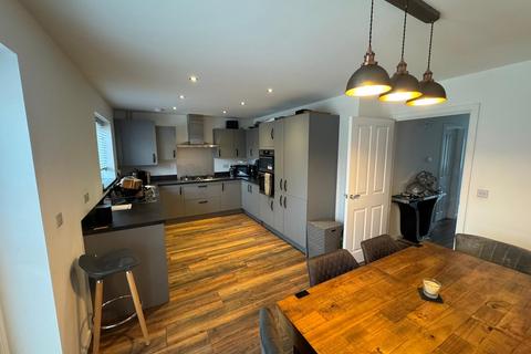 4 bedroom property for sale, Aldermans Drive, Peterborough, PE3