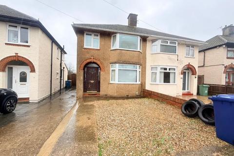 3 bedroom semi-detached house to rent, Brookfield Crescent,  Headington,  OX3