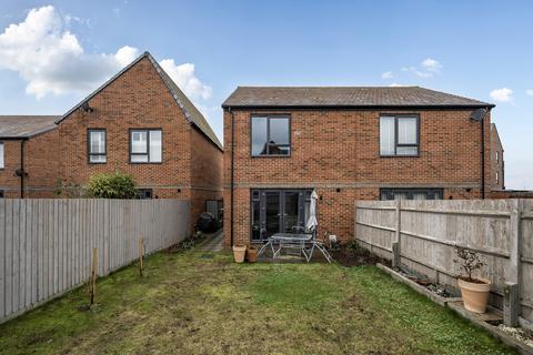2 bedroom semi-detached house for sale, Rosa Close, Godalming, GU7