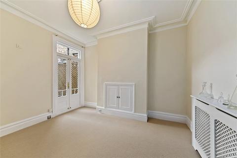 3 bedroom terraced house for sale, Defoe Avenue, Kew, Surrey, TW9