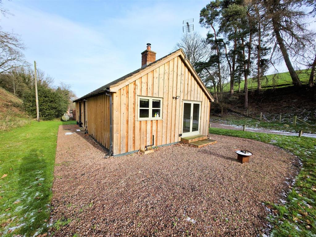 Lower Burcote Farm Bungalow 11