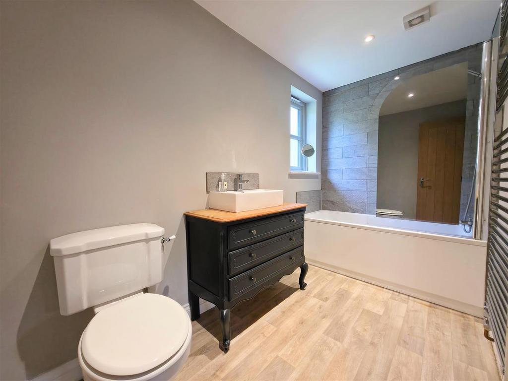 Lower Burcote Farm Bungalow 6