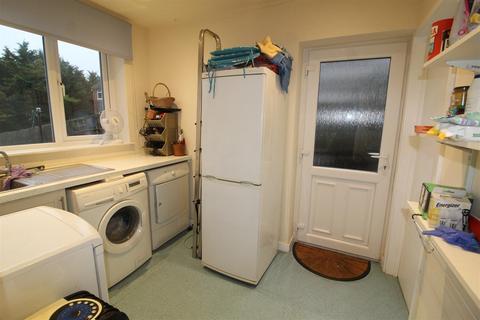 4 bedroom semi-detached house for sale, East View, Barnet EN5