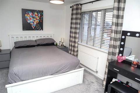 undefined, Waddell Terrace, North Lanarkshire ML7