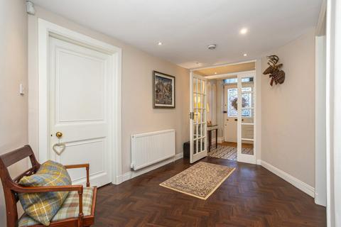 3 bedroom ground floor flat for sale, Rothesay Terrace, West End, Edinburgh, EH3 7RY