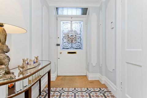 3 bedroom ground floor flat for sale, Rothesay Terrace, West End, Edinburgh, EH3 7RY