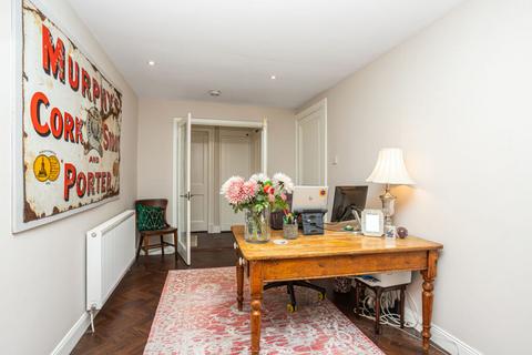 3 bedroom ground floor flat for sale, Rothesay Terrace, West End, Edinburgh, EH3 7RY