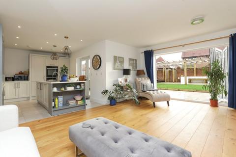 4 bedroom detached house for sale, Kilndown Place, Stelling Minnis, Canterbury, CT4