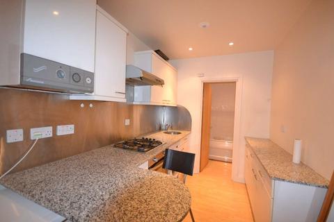 Studio to rent, Copperfield Street, Southwark, London