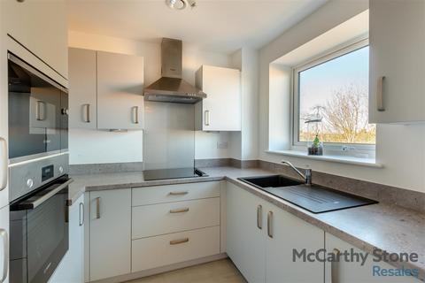 1 bedroom apartment for sale, Lionheart Court, Sewardstone Road, Waltham Abbey, EN9 1FQ