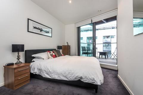 1 bedroom flat for sale, Baltimore Wharf, London, E14 9EP