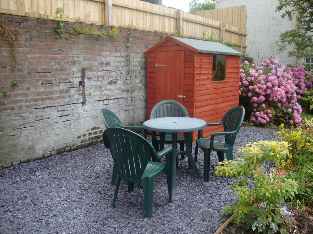 Outdoor Seating Area