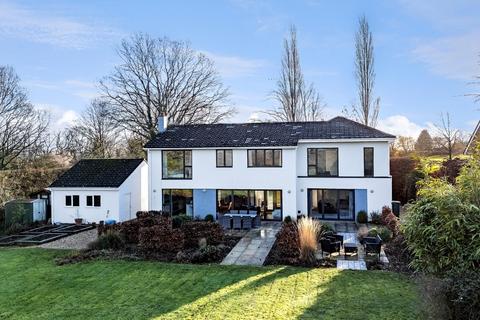 5 bedroom detached house for sale, Broadheath Common, Lower Broadheath, Worcester, Worcestershire, WR2