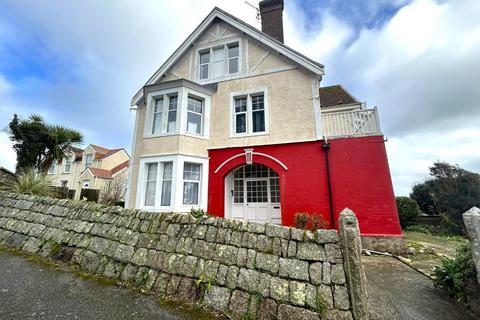 undefined, Emslie Road, Falmouth