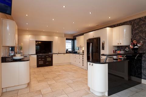 5 bedroom detached bungalow for sale, 5 Kaimhill Holdings, Crosslee Road, Bridge of Weir, PA11 3RG