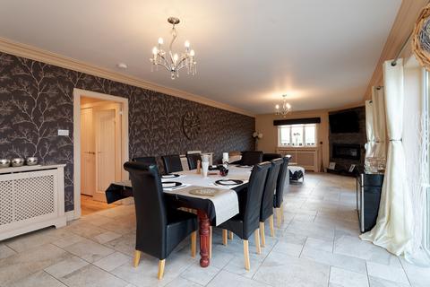 5 bedroom detached bungalow for sale, 5 Kaimhill Holdings, Crosslee Road, Bridge of Weir, PA11 3RG