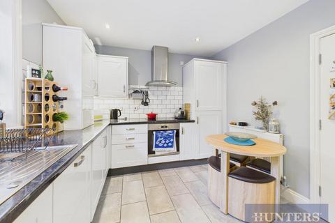 3 bedroom flat for sale, Craven Street, Scarborough
