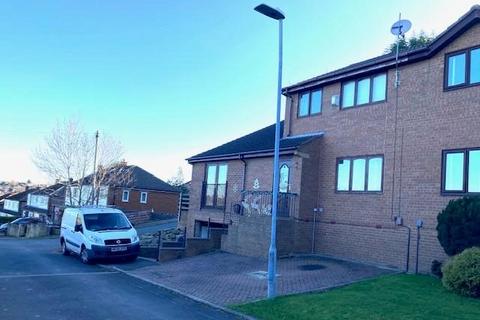 5 bedroom semi-detached house for sale, Greenside Crescent, Huddersfield