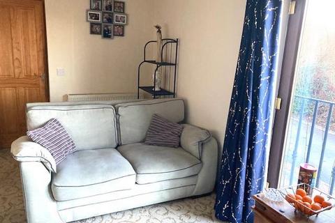 5 bedroom semi-detached house for sale, Greenside Crescent, Huddersfield