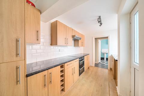 2 bedroom terraced house for sale, Queen Street, Lincoln, Lincolnshire, LN5